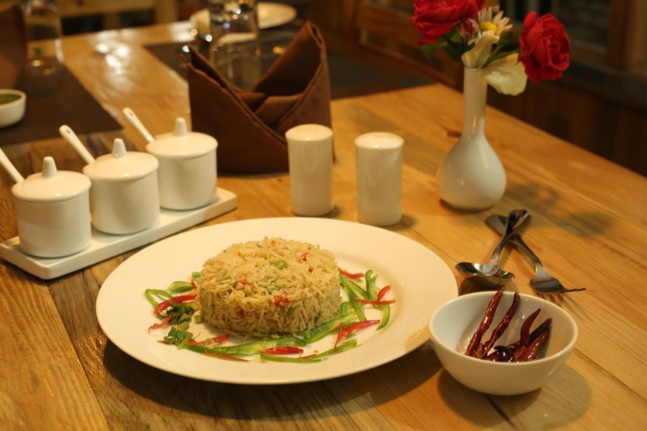 麦罗肯机 Harmony Blue Mcleodganj酒店 外观 照片